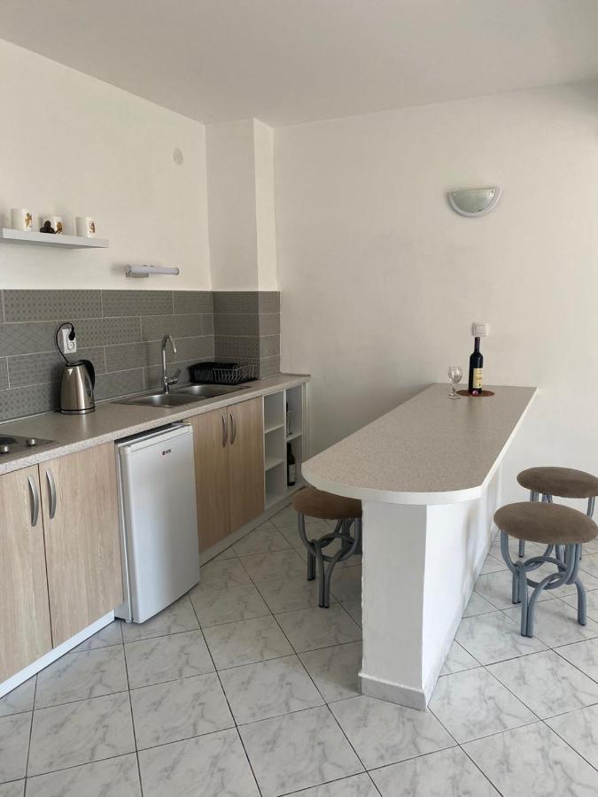 Apartments Villa Relax Petrovac Eksteriør bilde