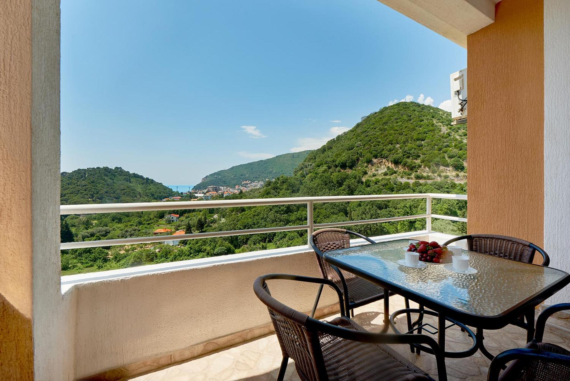 Apartments Villa Relax Petrovac Eksteriør bilde