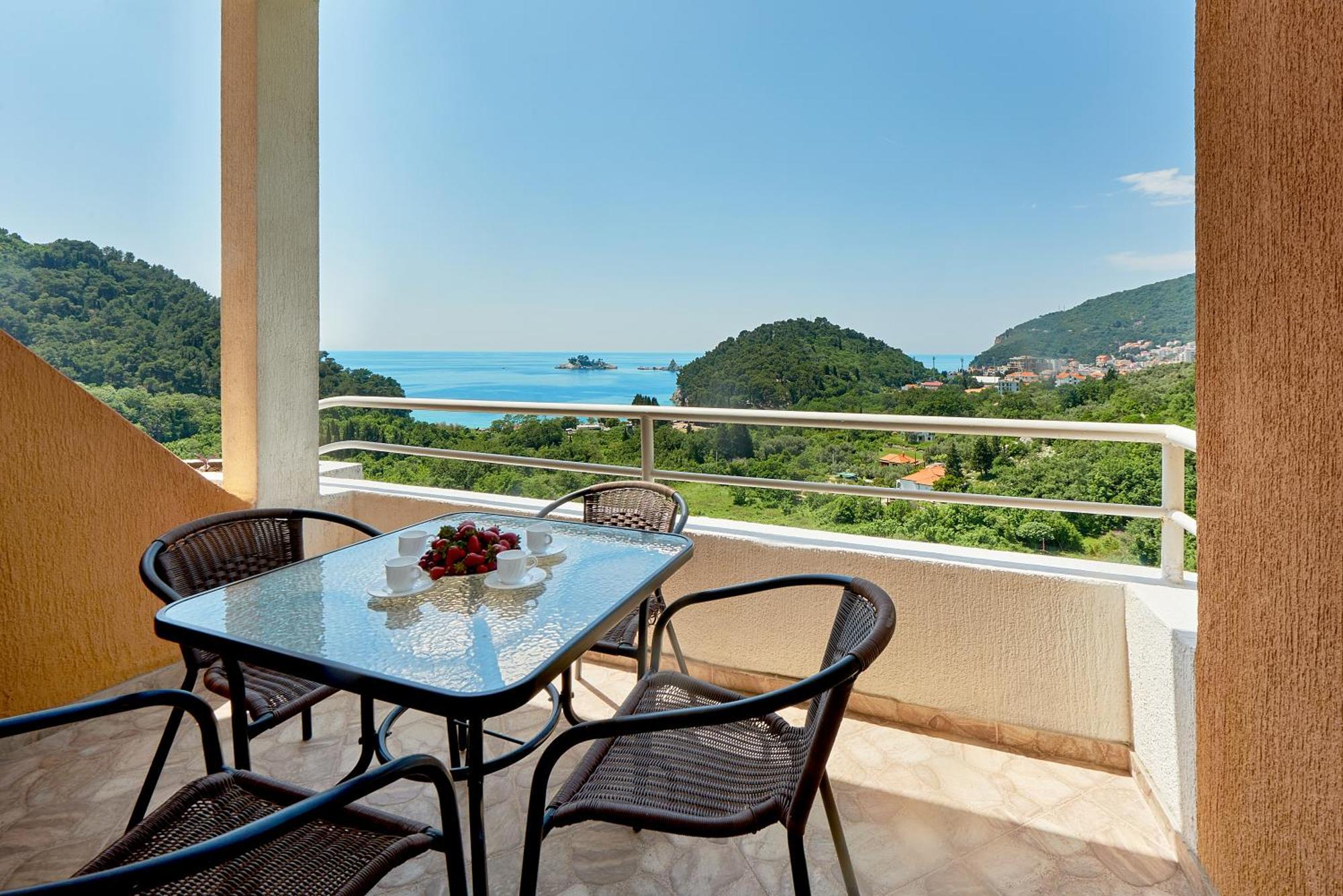 Apartments Villa Relax Petrovac Eksteriør bilde