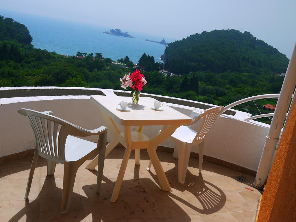 Apartments Villa Relax Petrovac Eksteriør bilde